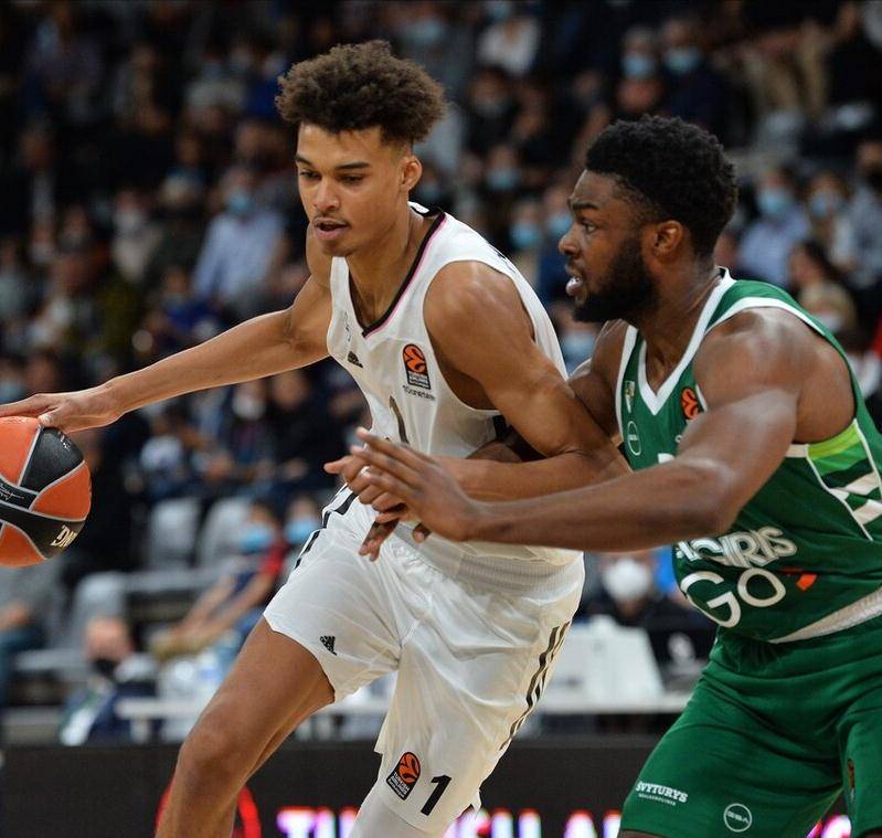 开云体育官方入口包含冲刺阶段欧篮联传出新动向；夏洛特黄蜂状态回暖；管理层表态：信心回归；阵容厚度经受考验的词条