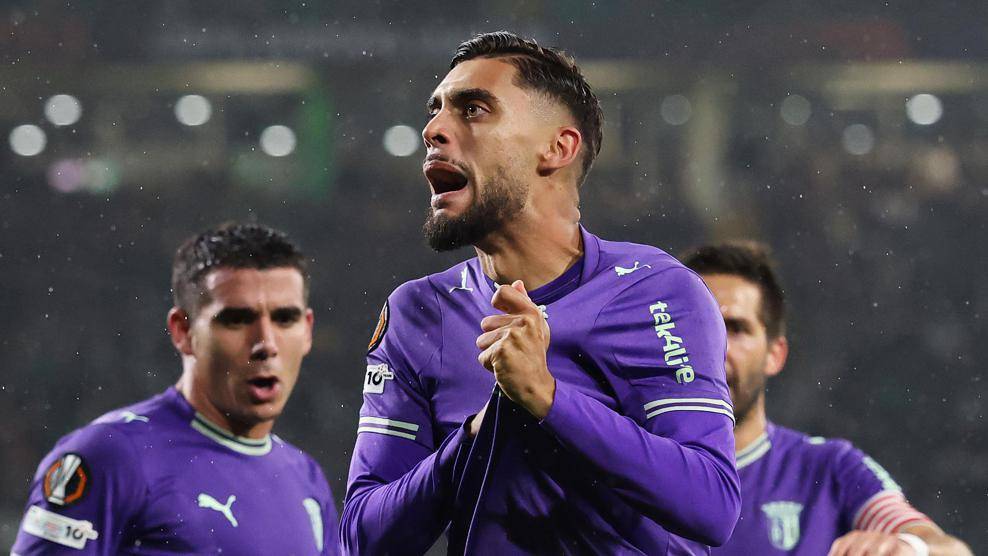 开云体育官网包含刚刚！冲刺阶段巴黎圣日耳曼调整名单以备欧联今夜达拉斯独行侠备战荷甲，今晚里昂调整名单以备欧联的词条